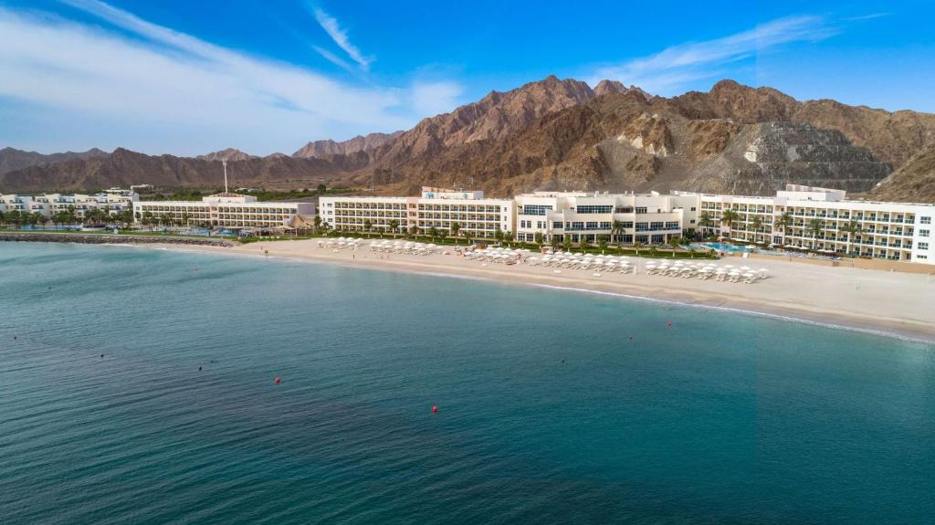 337076532 Radisson Blu Resort Fujairah 5 - Зображення 1